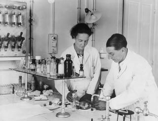Công trình Nobel và cảnh báo từ chính tác giả