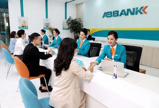 ABBANK tăng cường hỗ trợ doanh nghiệp SME đẩy mạnh kinh doanh năm 2024