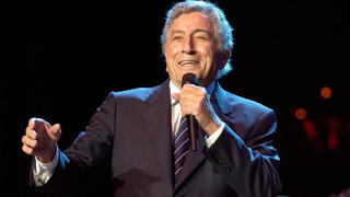 Huyền thoại âm nhạc Mỹ Tony Bennett qua đời trước sinh nhật lần thứ 97
