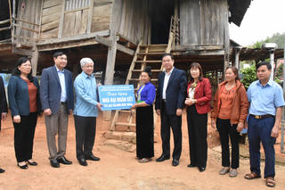 Lời kêu gọi của Đoàn Chủ tịch UBTƯ MTTQ Việt Nam về ủng hộ xây dựng nhà Đại đoàn kết cho hộ nghèo tỉnh Điện Biên