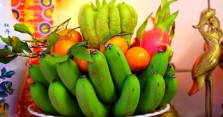 Cách chọn nải chuối xanh bày mâm ngũ quả ngày Rằm, Tết nguyên đán