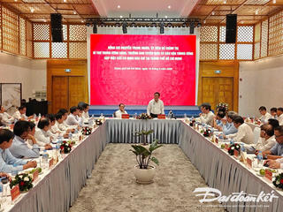 Trưởng Ban Tuyên giáo và Dân vận Trung ương gặp mặt các cơ quan báo chí tại TP Hồ Chí Minh