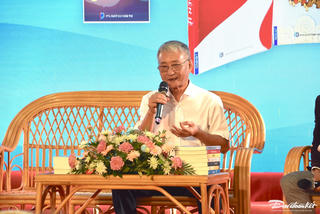 Tác giả Lý Tứ: ‘Tiếp cận và ứng dụng Phật Đạo như một nền giáo dục’