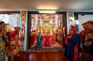 Đặc sắc lễ hội điện Huệ Nam