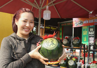 Quảng Nam: Dưa hấu khắc chữ cầu tài thu hút khách dịp Tết