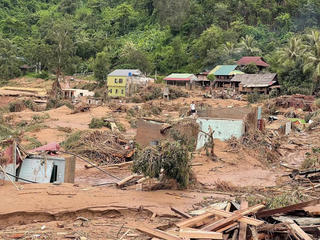 Hoang tàn sau lũ tại Mường Xén, Bắc Lý, Mỹ Lý