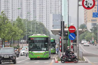Hà Nội tính tăng giá vé xe buýt: Người dân mong muốn chất lượng tốt hơn