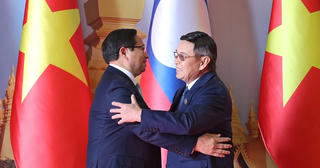 Thủ tướng Phạm Minh Chính hội kiến Chủ tịch Quốc hội Lào Saysomphone Phomvihane