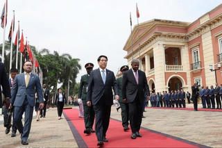 Lễ đón Chủ tịch nước Lương Cường thăm cấp Nhà nước Cộng hòa Angola