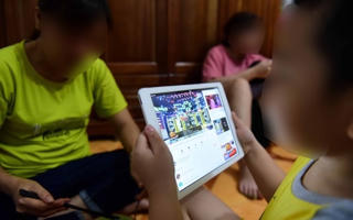 Bảo vệ trẻ trước sự xâm lấn của mạng xã hội