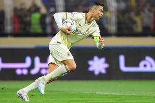 C.Ronaldo ghi bàn giúp Al Nassr dẫn đầu giải vô địch quốc gia Saudi Arabia