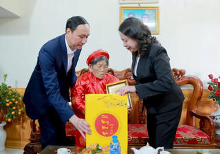 Phó Chủ tịch nước Võ Thị Ánh Xuân thăm, chúc Tết tại Phú Thọ