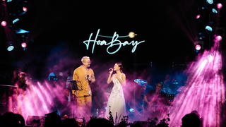 Hà Nhi thăng hoa với 'Chưa quên người yêu cũ' trên sân khấu 'Hoa bay'