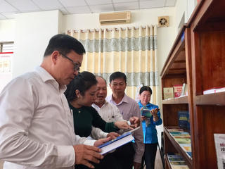 Toạ đàm: Tầm quan trọng của sách lý luận chính trị trong tuyên truyền, vận động và xây dựng khối đại đoàn kết 