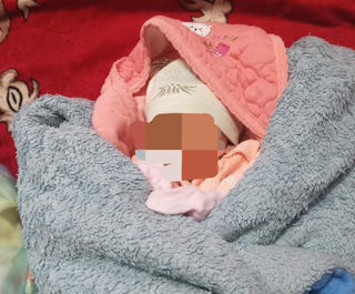 Tìm người thân cho bé sơ sinh bị bỏ rơi