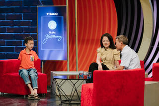 Cậu bé không tay truyền cảm hứng trong 'Trạm yêu thương'