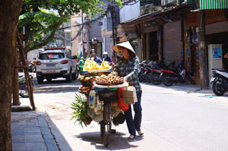 Nhiều khu vực ngày nắng nóng, đêm có mưa dông