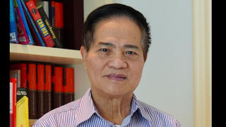 Nguy cơ ‘loạn chuẩn’ trong phê bình