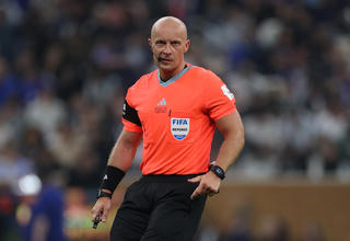 Trọng tài chung kết World Cup 2022 thừa nhận mắc sai lầm