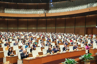 Bế mạc kỳ họp bất thường lần thứ 2, Quốc hội Khóa XV: Quyết liệt trong điều hành, hóa giải khó khăn, thách thức