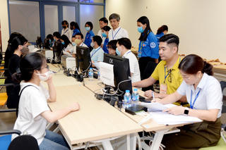 Tăng học phí đại học: Lùi lại 1 năm so với lộ trình