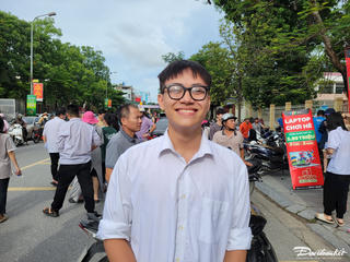 Sĩ tử xứ Thanh buồn vui lẫn lộn sau khi kết thúc thi môn Toán