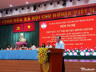 Phó Chủ tịch UBTƯ MTTQ Việt Nam Tô Thị Bích Châu tiếp xúc cử tri TPHCM