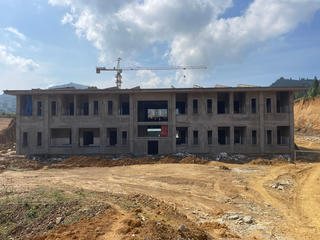 Lào Cai: Bệnh viện Đa khoa huyện Bắc Hà 200 tỷ đồng, đang thi công đã sụt nền, nứt nẻ