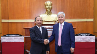 Củng cố vững chắc mối quan hệ hữu nghị vĩ đại, đoàn kết đặc biệt Việt Nam - Lào