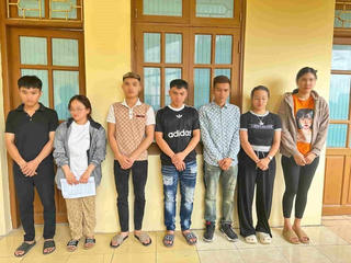 Tìm người yêu trên mạng, 29 nam thanh niên bị lừa