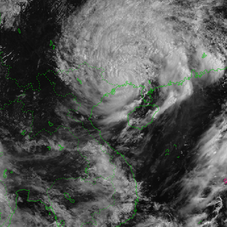 Bão số 1 giật cấp 12 cách Móng Cái (Quảng Ninh)  55km