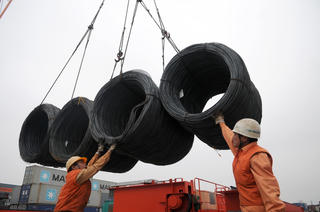 Vượt qua rào cản thương mại