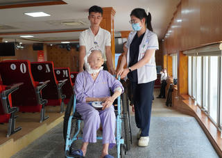 Quảng Bình: Cứu sống nữ bệnh nhân bị khối u máu 'khổng lồ' ở trên mặt