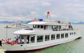 Quảng Ninh: Khai trương hải trình du lịch khám phá vẻ đẹp vịnh Bái Tử Long