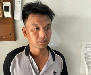 Bắt kẻ trộm hàng chục chiếc điện thoại