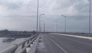 Quảng Trị: Ngư dân 71 tuổi cứu thành công người phụ nữ nhảy cầu tự tử