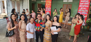 Cách nào kiểm soát 'hài nhảm' tràn lan thị trường Tết?