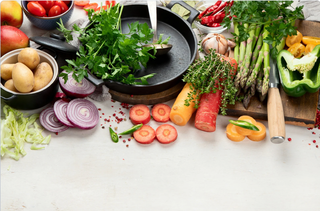 Nên ăn và không ăn gì để tăng đề kháng khi thời tiết thay đổi?