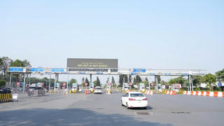 Áp dụng tất cả các làn thu phí không dừng ô tô ra vào sân bay Nội Bài