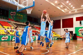 Nâng cao tầm vóc người Việt