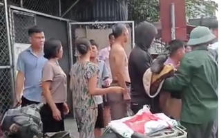 Phú Thọ: Mâu thuẫn gia đình con tưới xăng đốt nhà, mẹ bỏng nặng