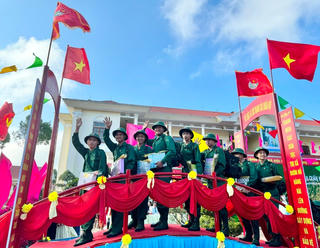 Đắk Lắk: Hơn 3.000 thanh niên lên đường nhập ngũ