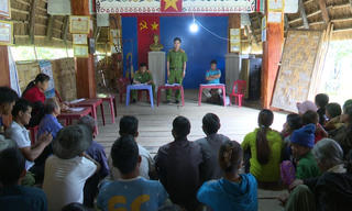 Kon Tum: Truyền thông trợ giúp pháp lý cho đồng bào DTTS