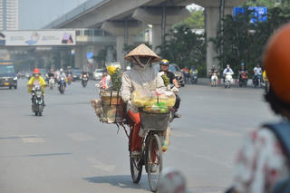 Thủ đô Hà Nội ngày nắng, đêm có mưa vài nơi