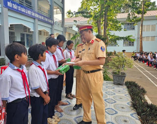 Đồng Nai: Ngăn ngừa tai nạn giao thông với học sinh