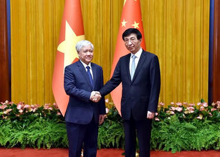 Tăng cường công tác đối ngoại nhân dân, mở rộng đoàn kết quốc tế