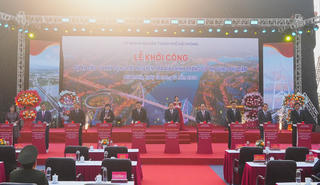 Chủ tịch Quốc hội dự lễ khởi công xây dựng cầu Nguyễn Trãi tại Hải Phòng