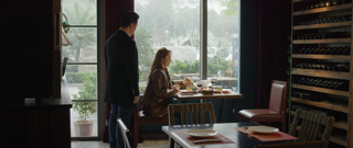 'Chồng cũ, vợ cũ, người yêu cũ' tập 22: Việt phát hiện Giang đi cùng người yêu cũ