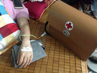 Nhiều tai biến khi tự truyền dịch tại nhà