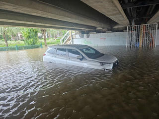 Hải Phòng: Nhiều tuyến phố ngập lụt sâu sau bão số 3